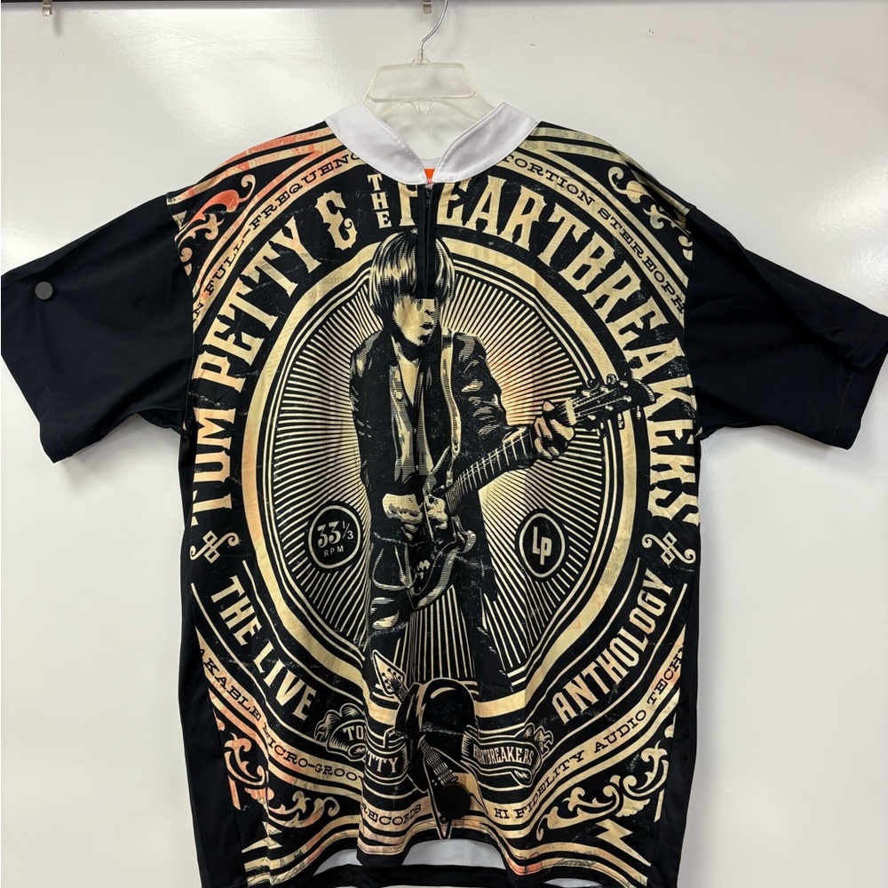 Black and Gold Graphic Men's Tee